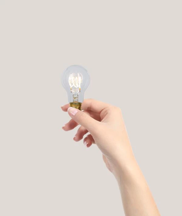 Lucide A60 - Filament bulb - Ø 6 cm - LED Dim. - E27 - 1x4,9W 2700K - Transparant - atmosphere 1